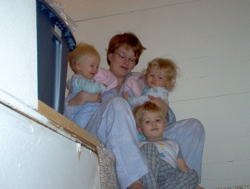 Heather with her toddlers