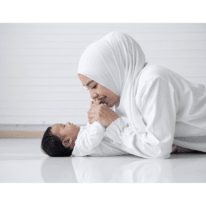 Parent interacting face to face with baby to support early communication development